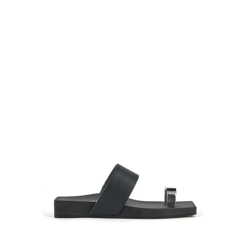 Loop Toe Lo Cube Ring Black