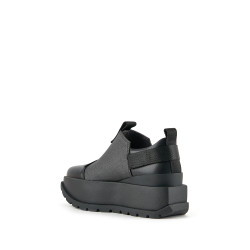 Roko Zar Black