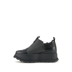 Roko Zar Black